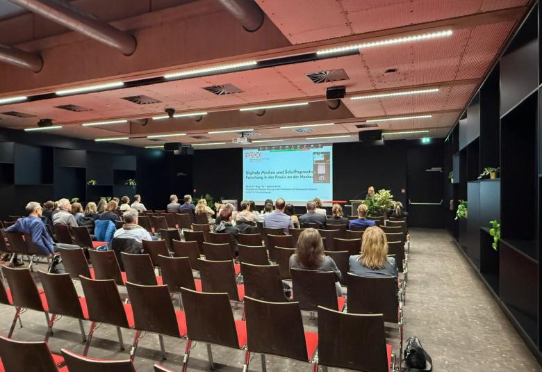 Blick in den großen Hörsaal