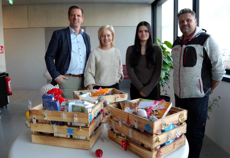 Statt dem traditionellen Weihnachtwichteln veranstaltete das Rektorat der Hochschule mit ihren Teams eine Version des „Umgekehrten Adventkalenders“.