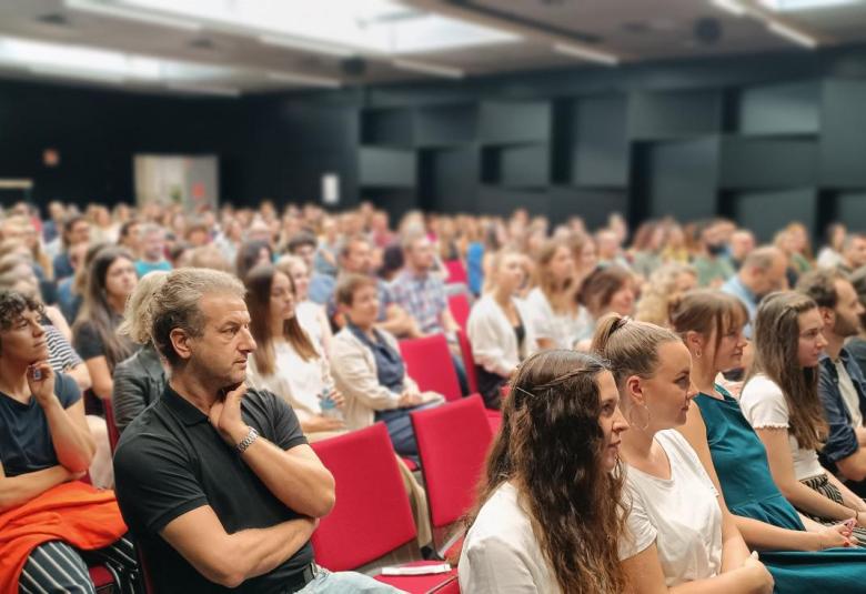 Insgesamt 375 Neulehrpersonen starteten diese Woche mit einer Berufseinstiegswoche in die Induktionsphase, 240 davon an der PH Tirol.