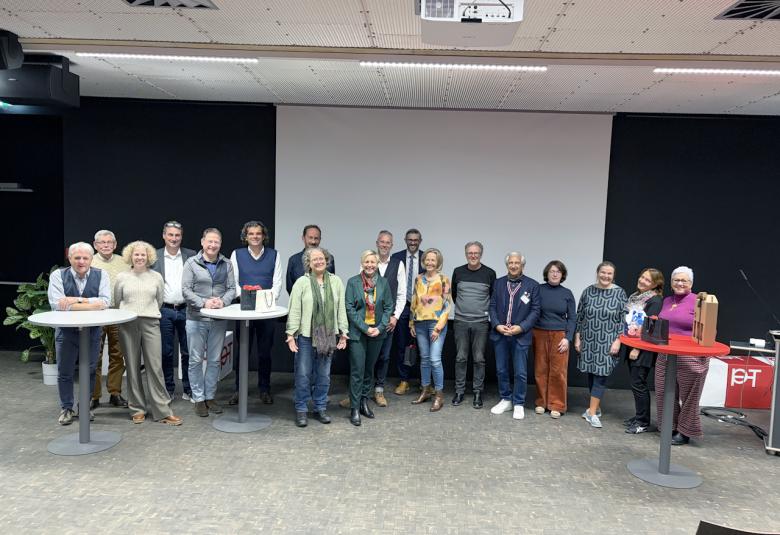 Gruppenbild PHT, PVS, PMS und Zaungäste