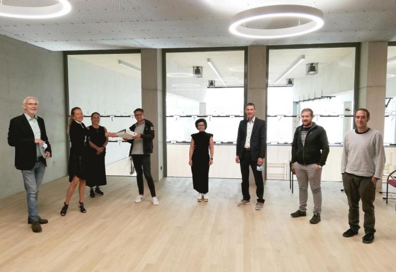 Übergabe Bauteil 1 und 2